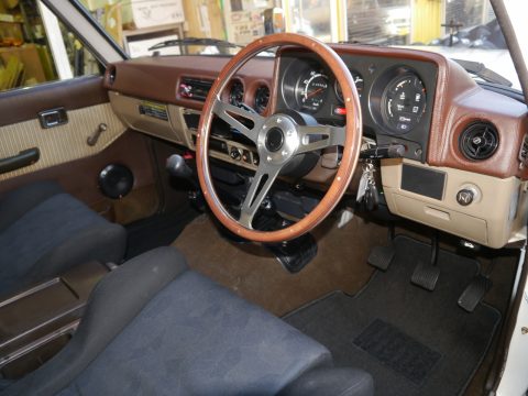 ランクル６０　FJ62V　運転席側　ランクル調布店　